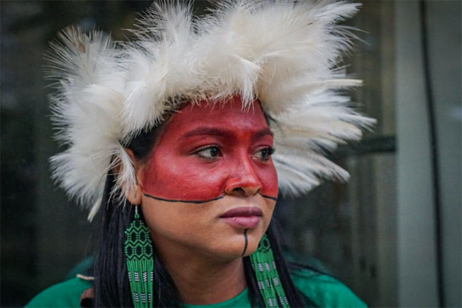 Angela Amanakwa Kaxuyana